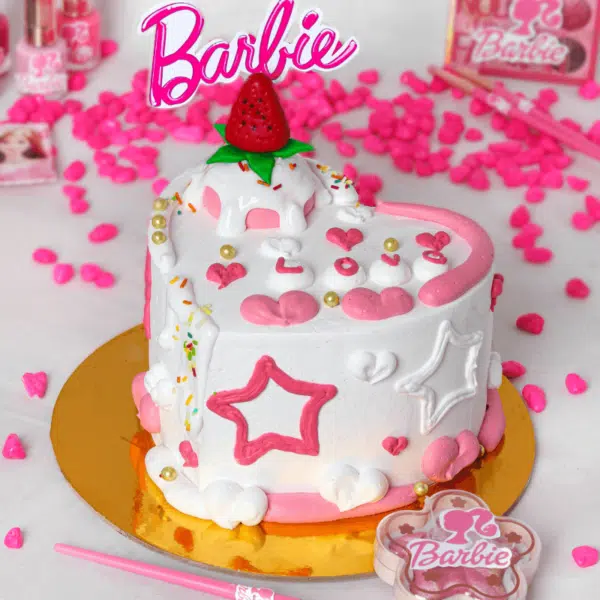 barbie heart cake