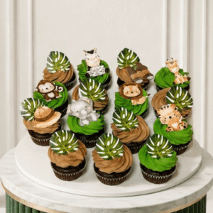 Cute jungle cupcakes for kids birthday party