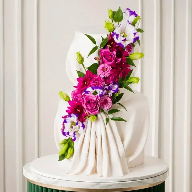 Layered Elegant cake Elegant Wedding Layer - Image 1